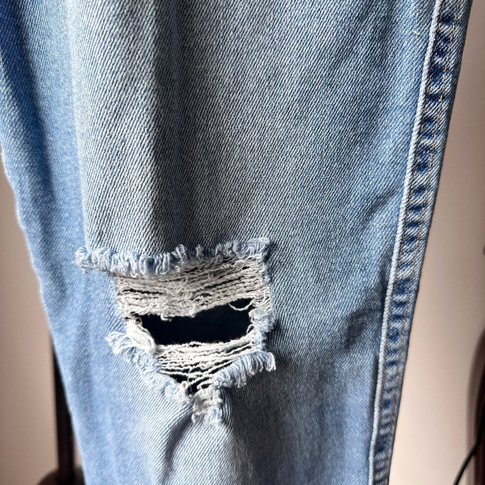SIGNATURE LEVI HERITAGE BOYFRIEND DISTRESS KNEES WAIST 30 blue - Picture 6 of 8
